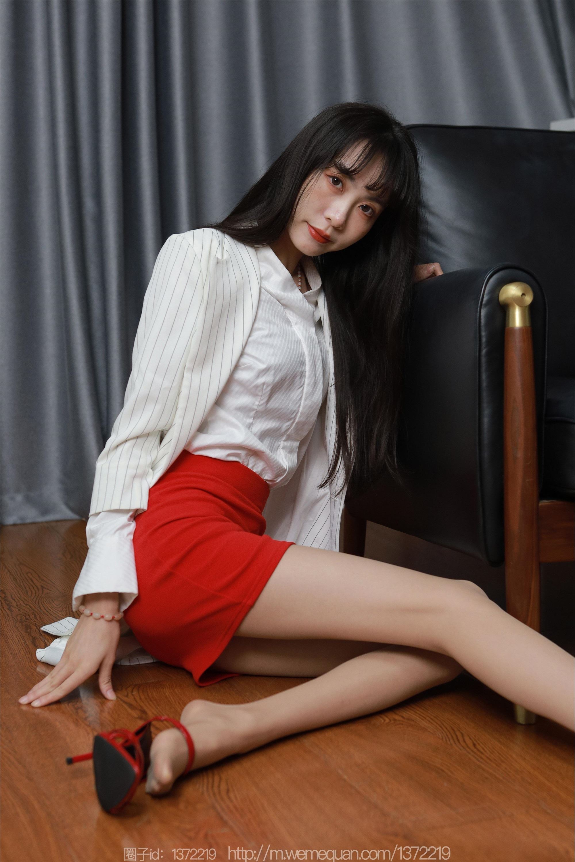 IESS异思趣向  2023.03.20 丝享家 1396 团团《白衣红裙玉姐》